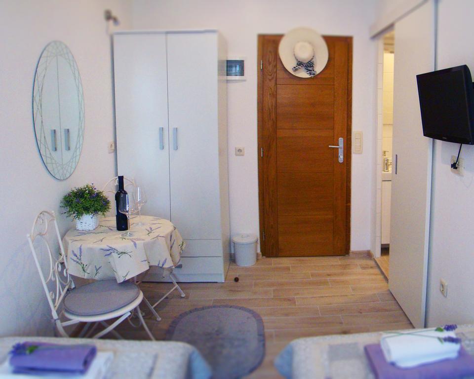 Hoc Loco Split Apartment Екстериор снимка
